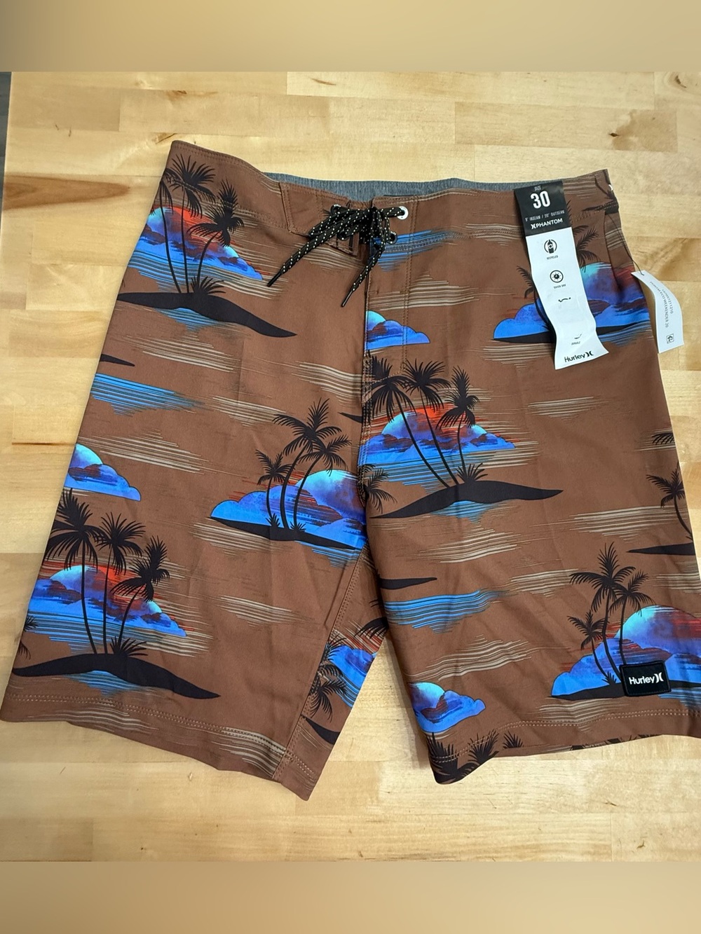 Hurley Phantom Brown Board Shorts w Tropical Print NWT 30